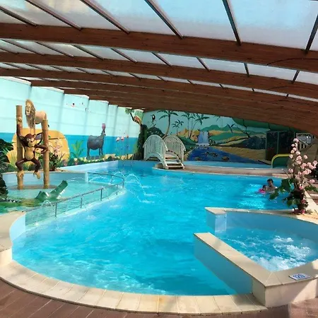Camping La Pomme De Pin Jard-sur-Mer